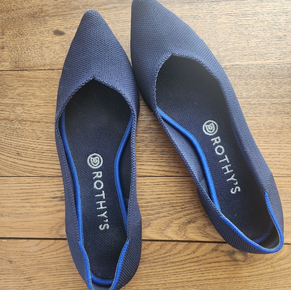 Rothy's The Point Navy Sz. 9.5